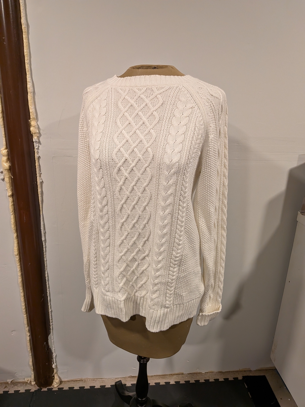 Gap White Cable Knit Sweater
